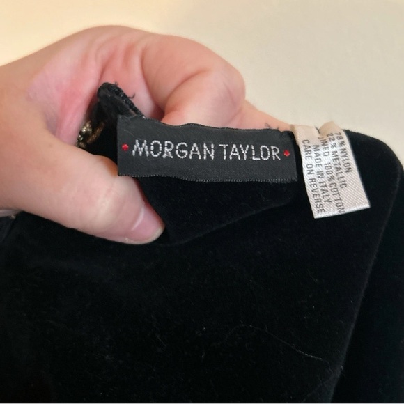 Morgan Taylor Gold And Black Velvet Fringe Scarf Made In Italy - Picture 6 of 8